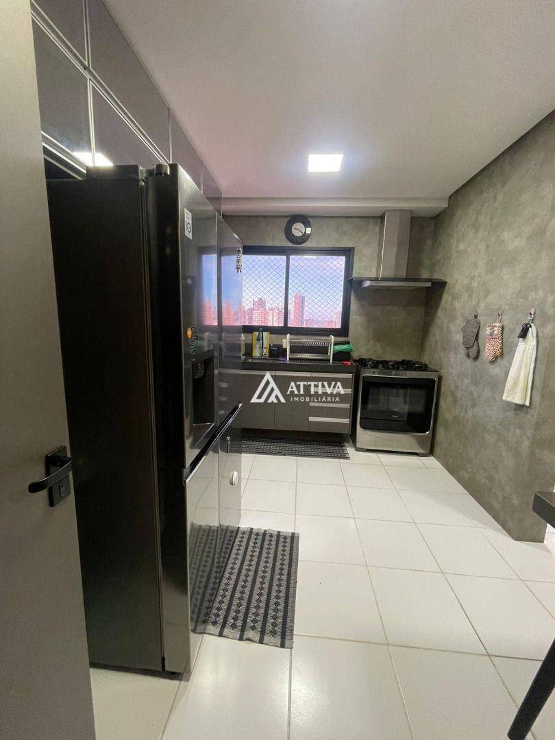 Apartamento à venda com 3 quartos, 157m² - Foto 2