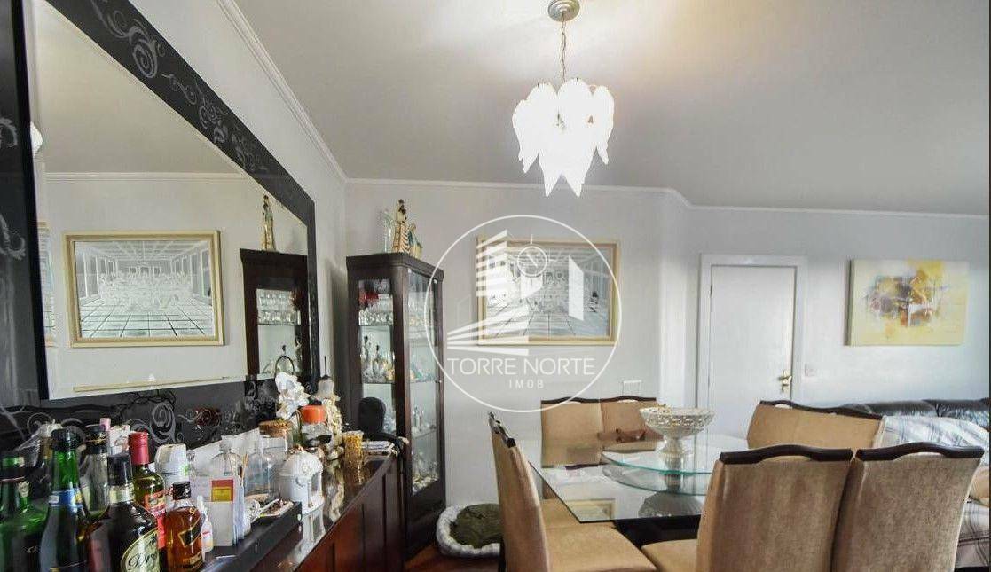 Apartamento à venda com 3 quartos, 143m² - Foto 12