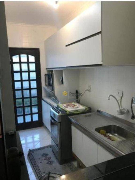 Casa à venda com 3 quartos, 397m² - Foto 2