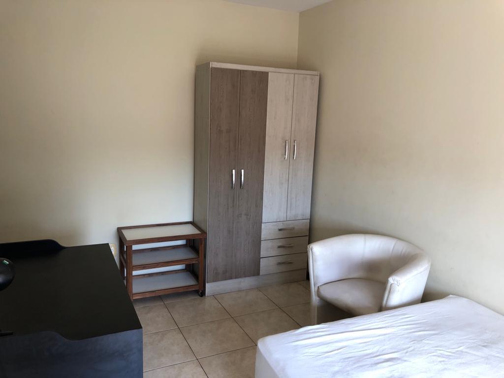 Apartamento para alugar com 2 quartos, 70m² - Foto 7