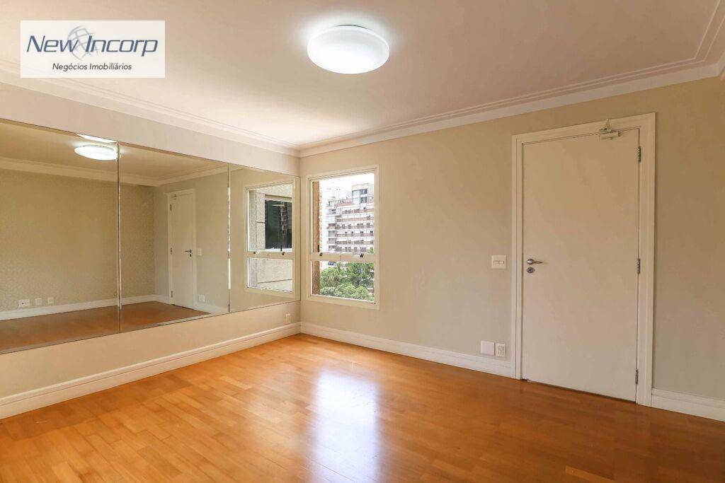 Apartamento à venda com 4 quartos, 300m² - Foto 11