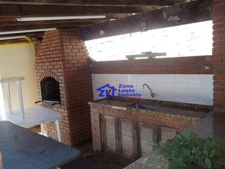 Chácara à venda com 4 quartos, 300m² - Foto 2