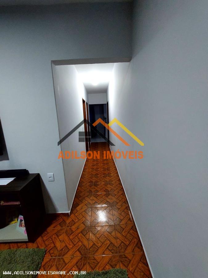 Casa à venda com 2 quartos, 200m² - Foto 11