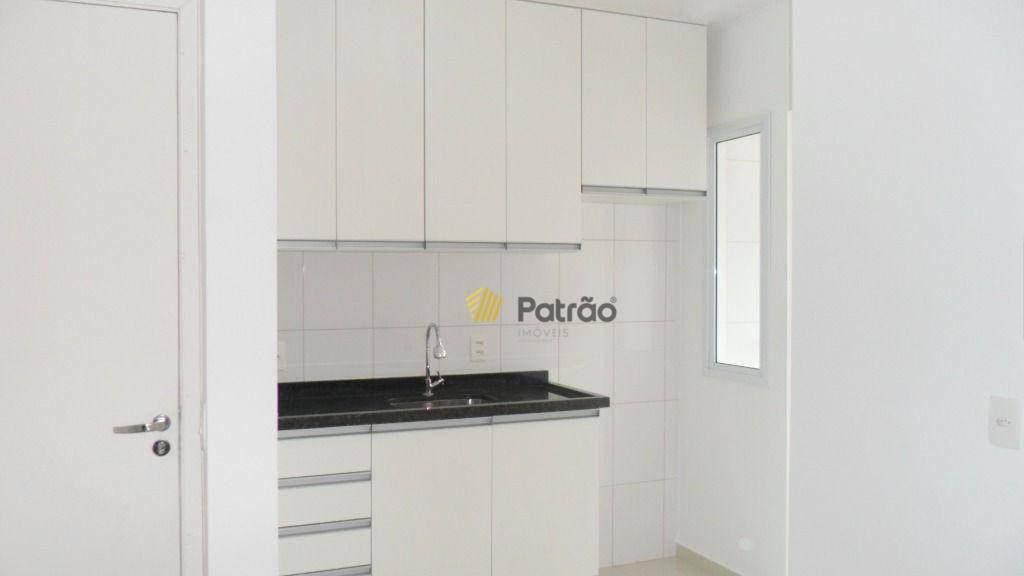 Apartamento para alugar com 2 quartos, 64m² - Foto 15