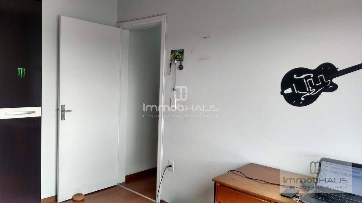 Apartamento à venda com 2 quartos, 90m² - Foto 11