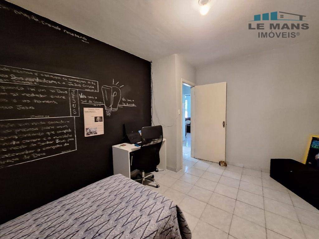 Casa à venda com 2 quartos, 152m² - Foto 13