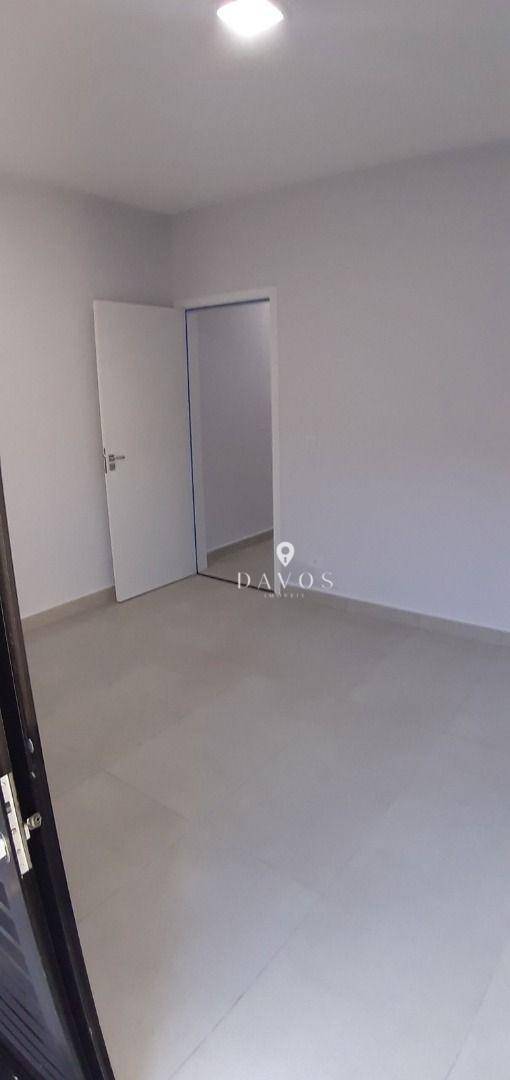 Casa à venda com 3 quartos, 101m² - Foto 18