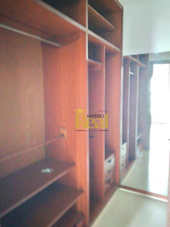 Apartamento para alugar com 4 quartos, 157m² - Foto 16