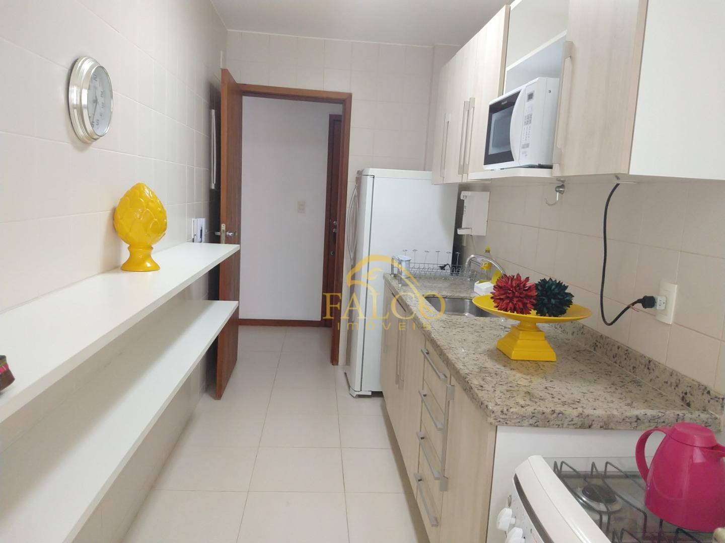 Apartamento à venda com 2 quartos, 90m² - Foto 2