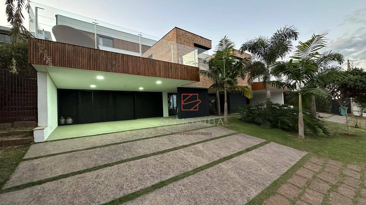 Casa à venda e aluguel com 3 quartos, 350m² - Foto 2