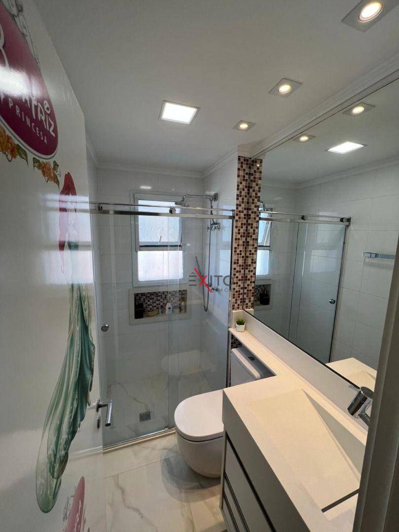 Apartamento à venda com 3 quartos, 145m² - Foto 16