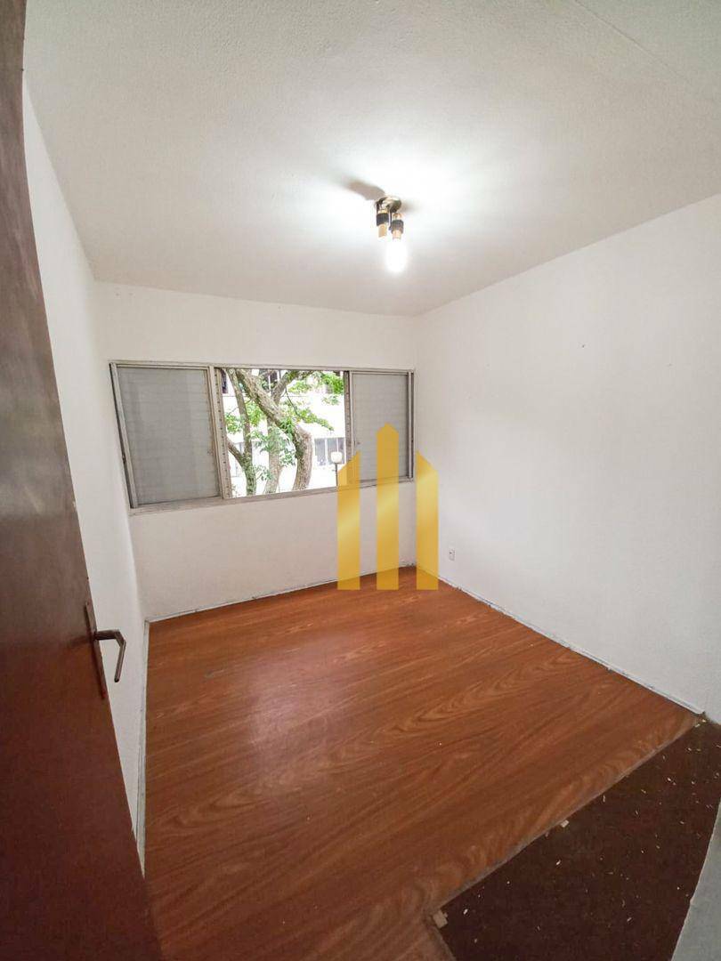 Apartamento à venda com 2 quartos, 80m² - Foto 7