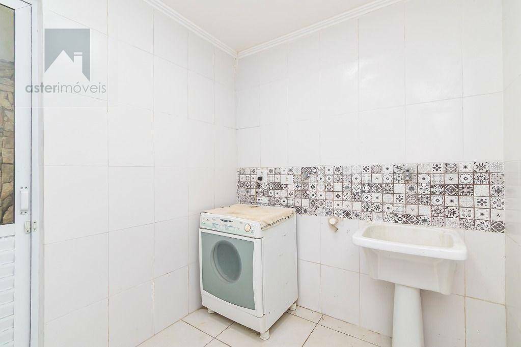 Casa para alugar com 4 quartos, 285m² - Foto 60