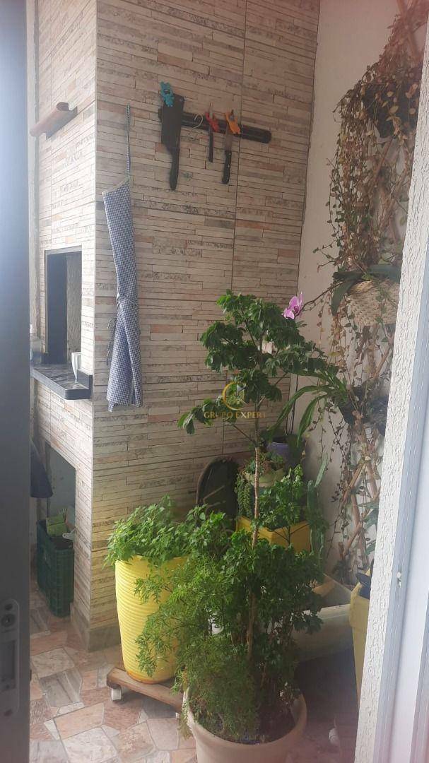 Apartamento à venda com 3 quartos, 97m² - Foto 4