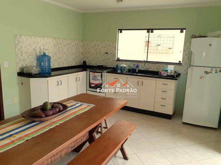 Casa à venda com 3 quartos, 171m² - Foto 7