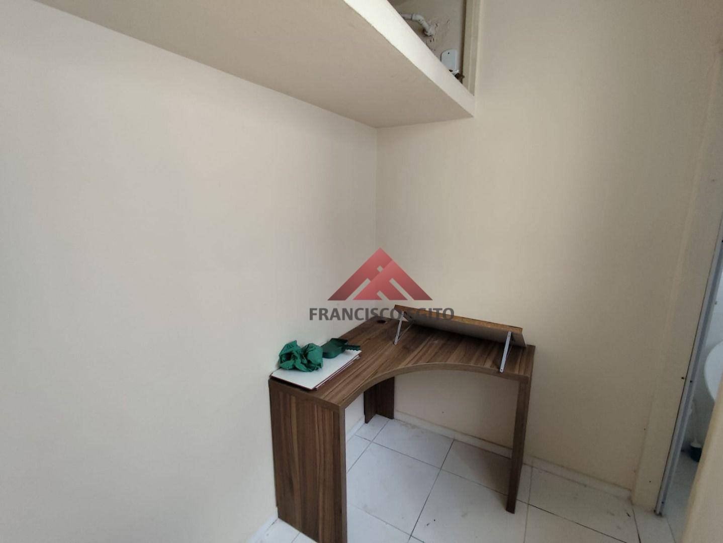 Apartamento para alugar com 2 quartos, 70m² - Foto 15