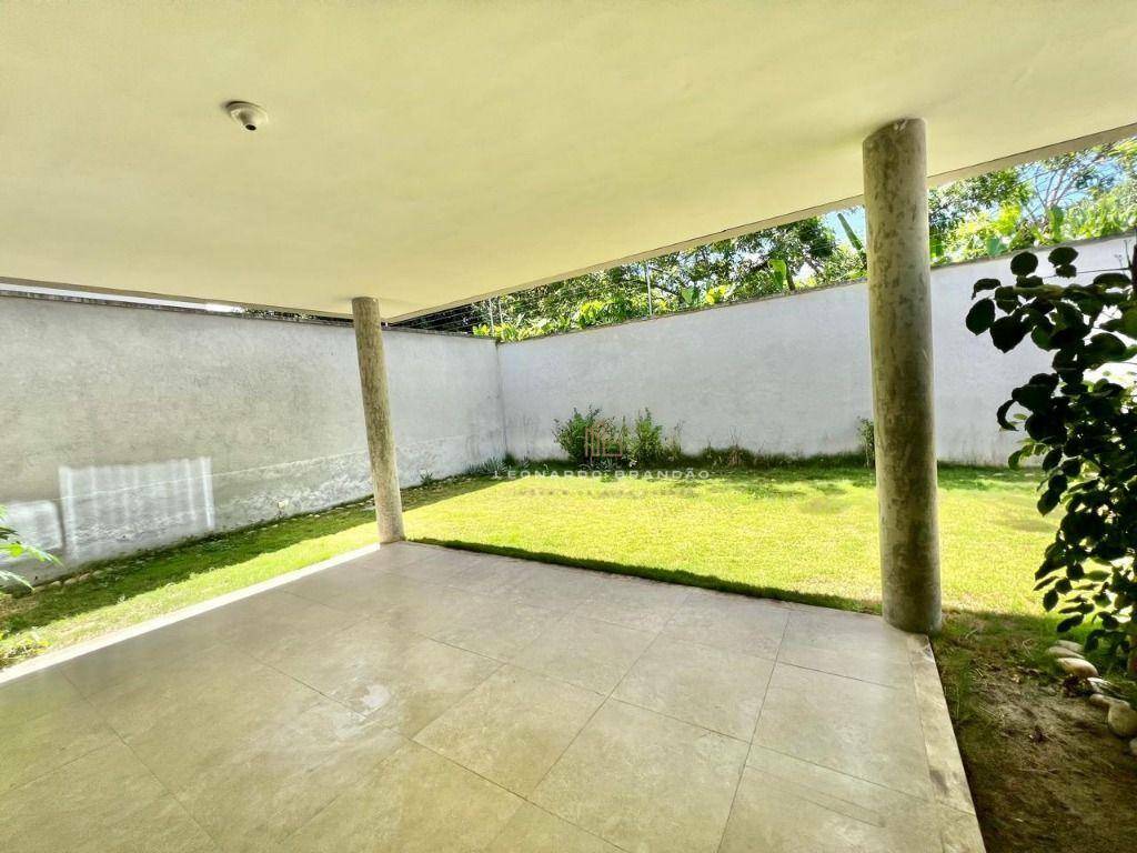 Casa de Condomínio à venda com 3 quartos, 236m² - Foto 8