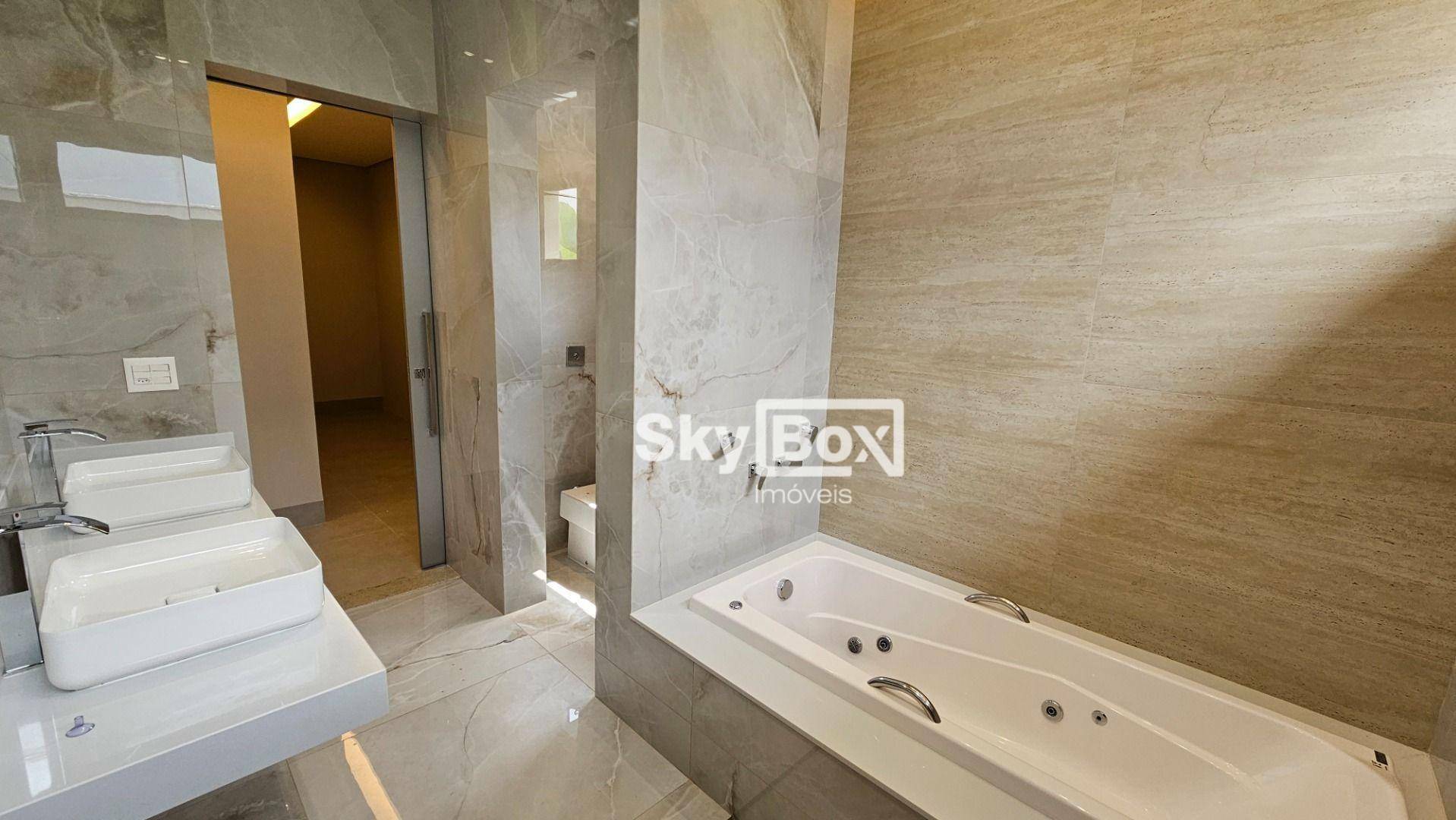 Casa de Condomínio à venda com 5 quartos, 282m² - Foto 42