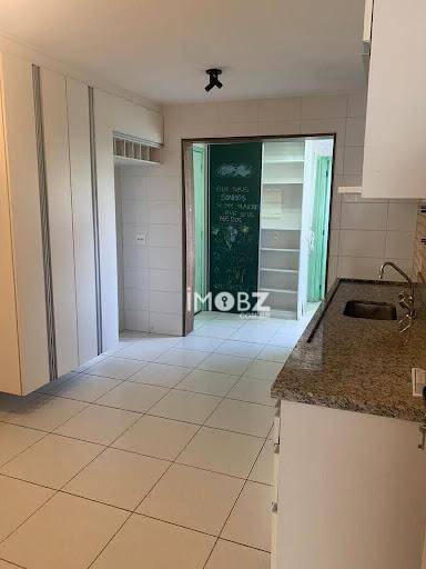 Apartamento à venda com 4 quartos, 141m² - Foto 3