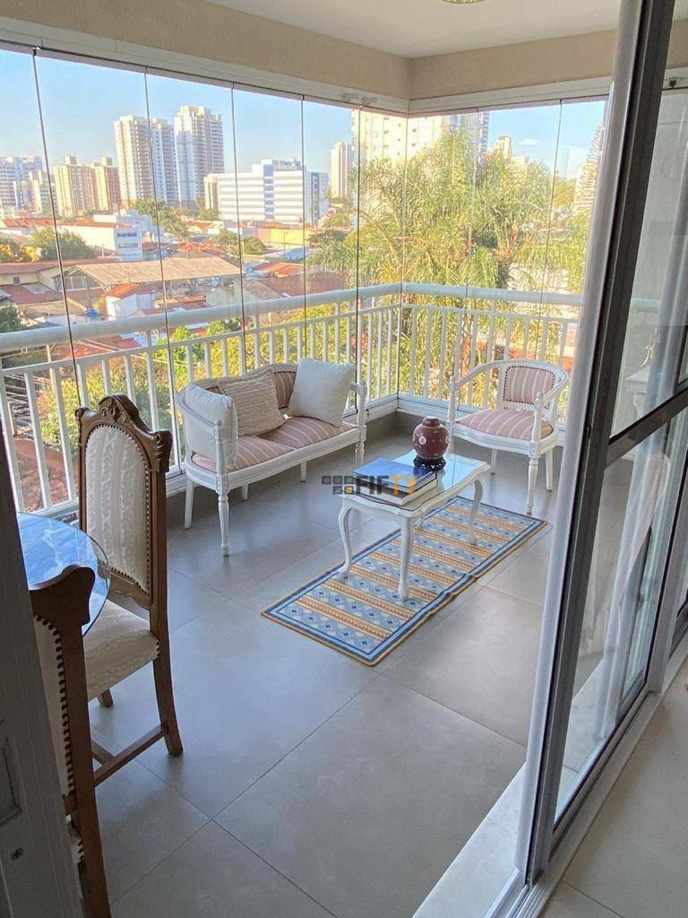 Apartamento à venda com 3 quartos, 143m² - Foto 1