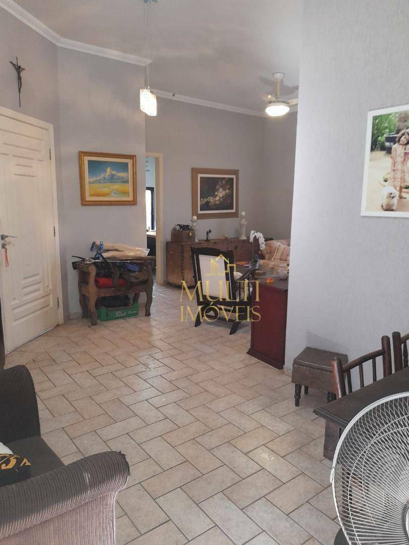 Casa à venda com 3 quartos, 300m² - Foto 20