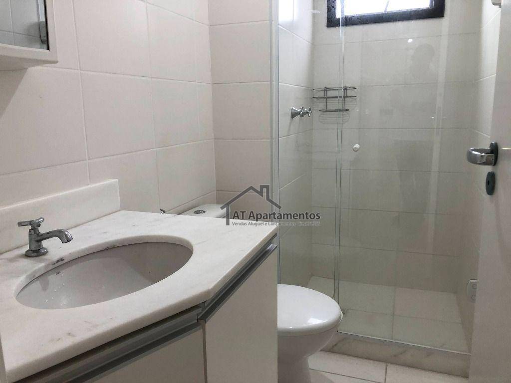 Apartamento para alugar com 3 quartos, 70m² - Foto 18