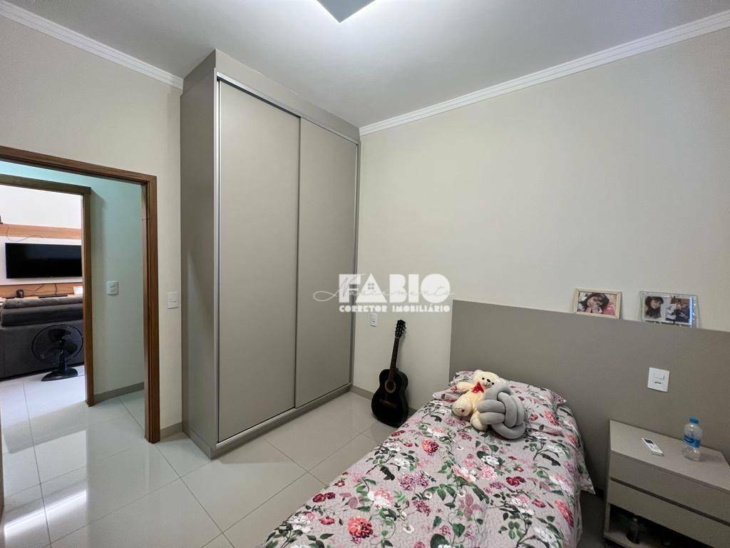 Casa de Condomínio à venda com 3 quartos, 125m² - Foto 18