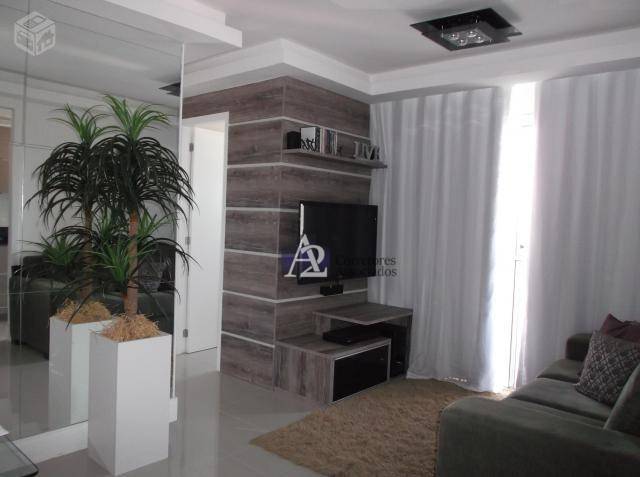 Apartamento à venda com 2 quartos, 75m² - Foto 1