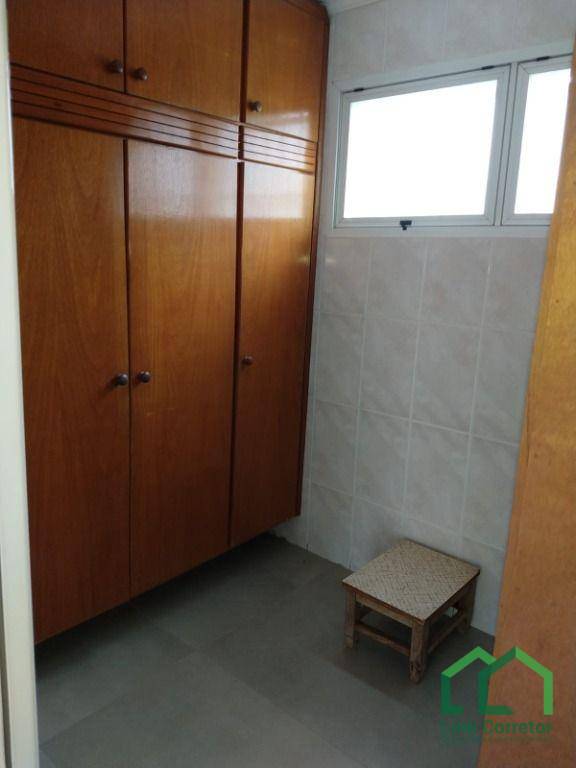 Chácara à venda com 3 quartos, 241M2 - Foto 13