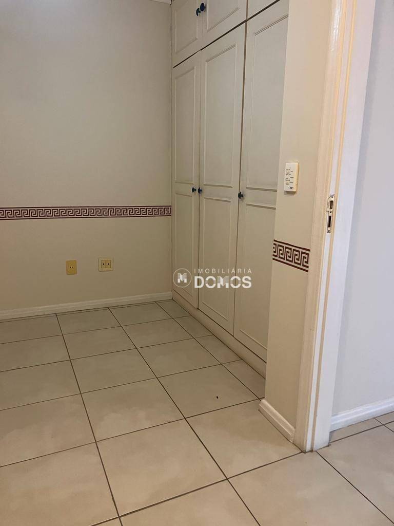 Apartamento para alugar com 4 quartos, 315m² - Foto 6