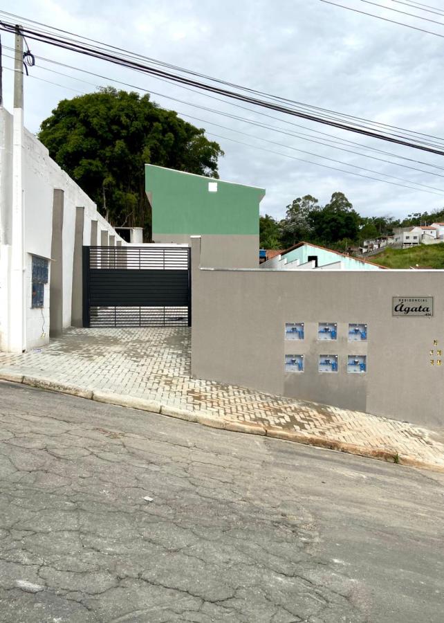 Casa de Condomínio à venda com 2 quartos, 57m² - Foto 2