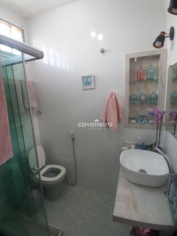 Casa à venda com 5 quartos, 226m² - Foto 18