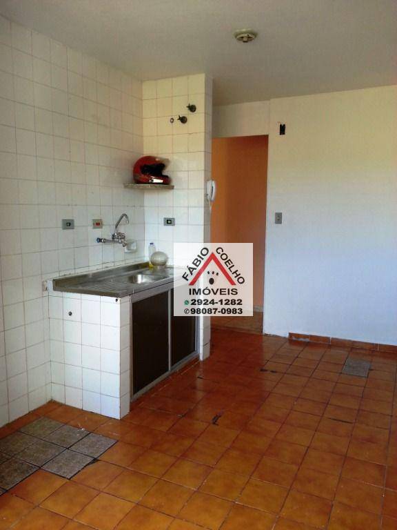 Apartamento à venda com 2 quartos, 65m² - Foto 15