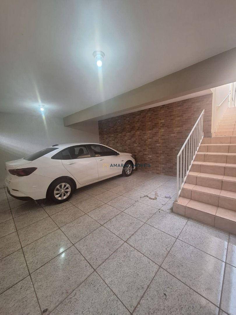 Casa, 3 quartos, 182 m² - Foto 2