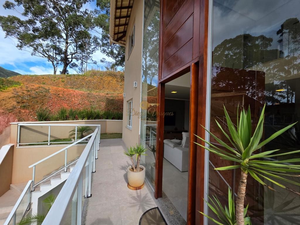 Casa de Condomínio à venda com 3 quartos, 600m² - Foto 2
