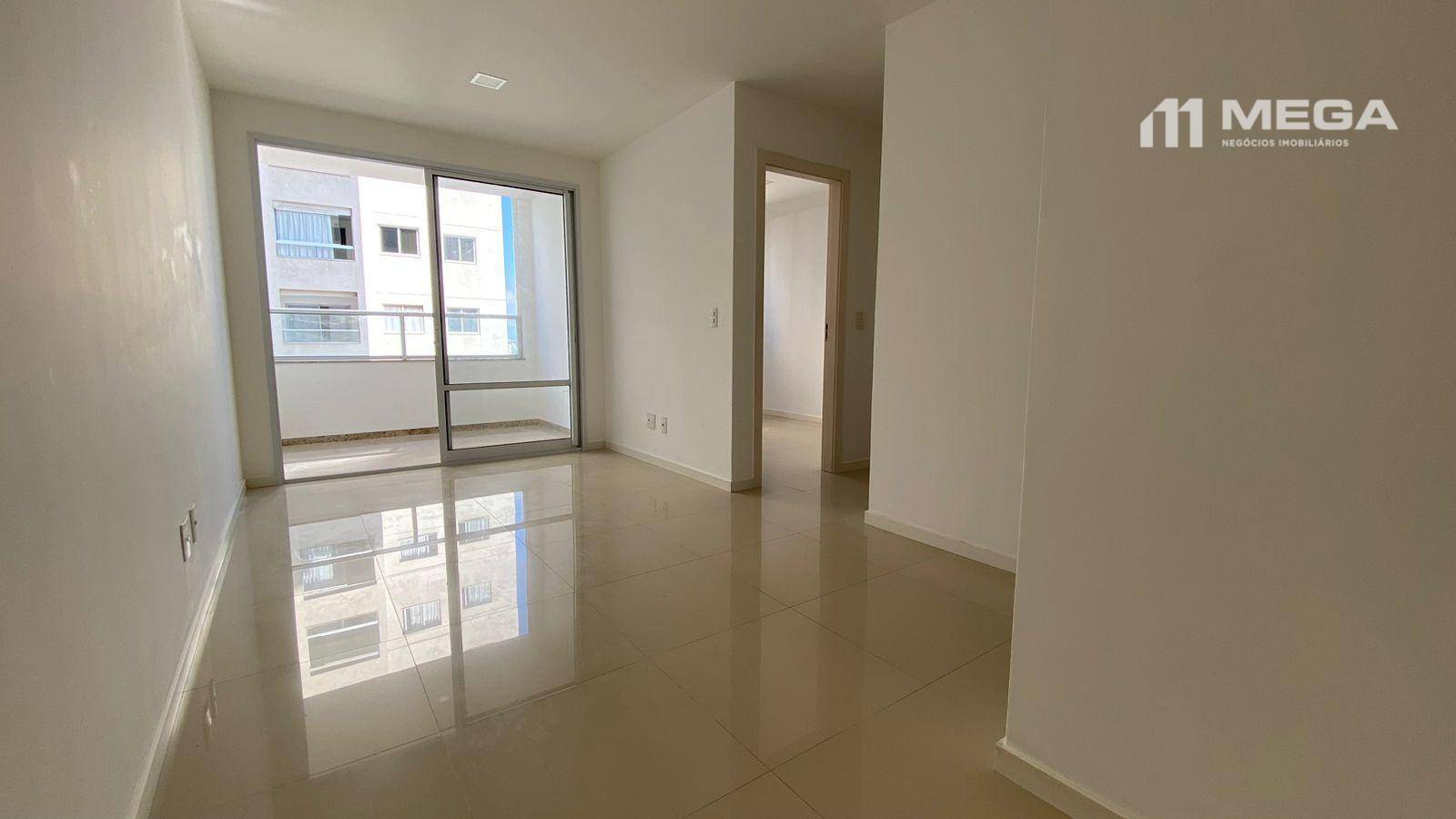 Apartamento à venda com 2 quartos, 62m² - Foto 1