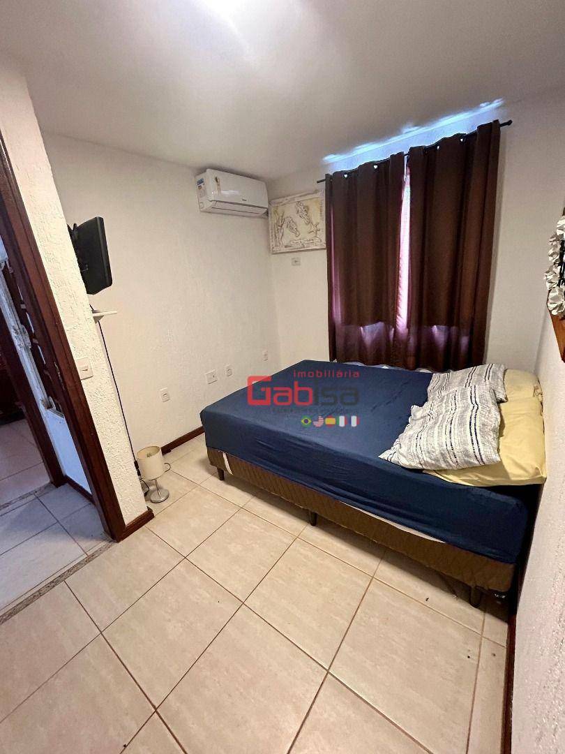 Casa de Condomínio à venda com 5 quartos, 200m² - Foto 15