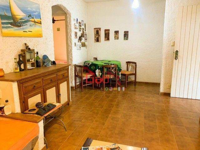 Casa à venda com 3 quartos, 200m² - Foto 4