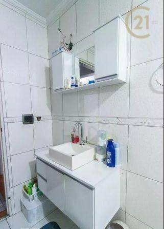 Apartamento à venda com 2 quartos, 70m² - Foto 18