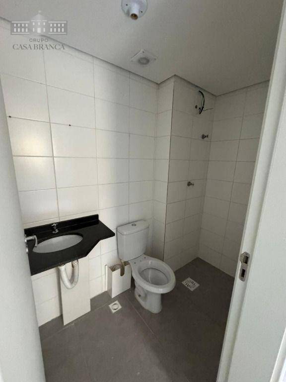 Apartamento à venda com 2 quartos, 63m² - Foto 2