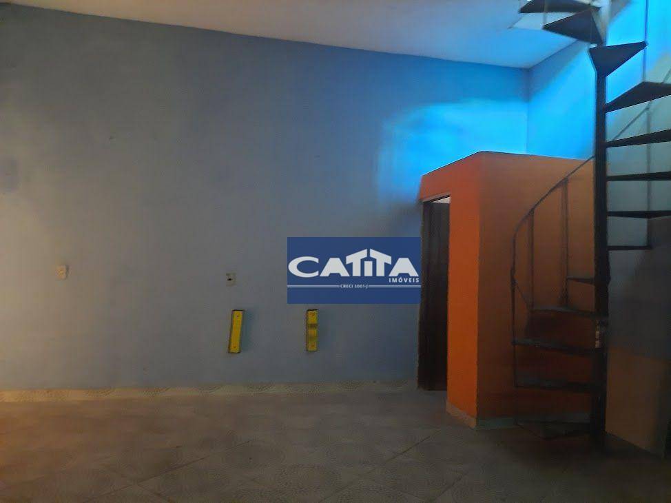 Sobrado à venda com 4 quartos, 200m² - Foto 35