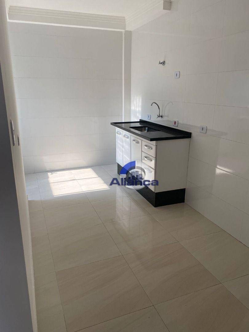 Apartamento para alugar com 2 quartos, 35m² - Foto 6