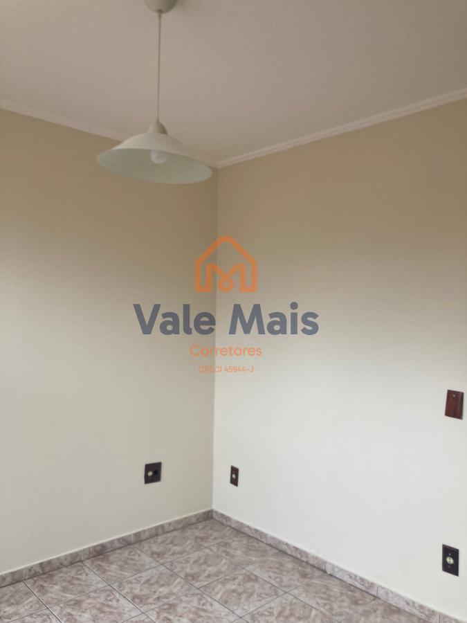 Casa à venda com 4 quartos, 165m² - Foto 4