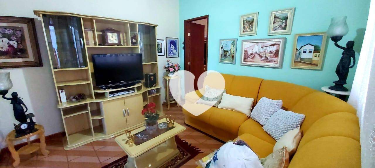 Sítio à venda com 5 quartos, 1m² - Foto 11