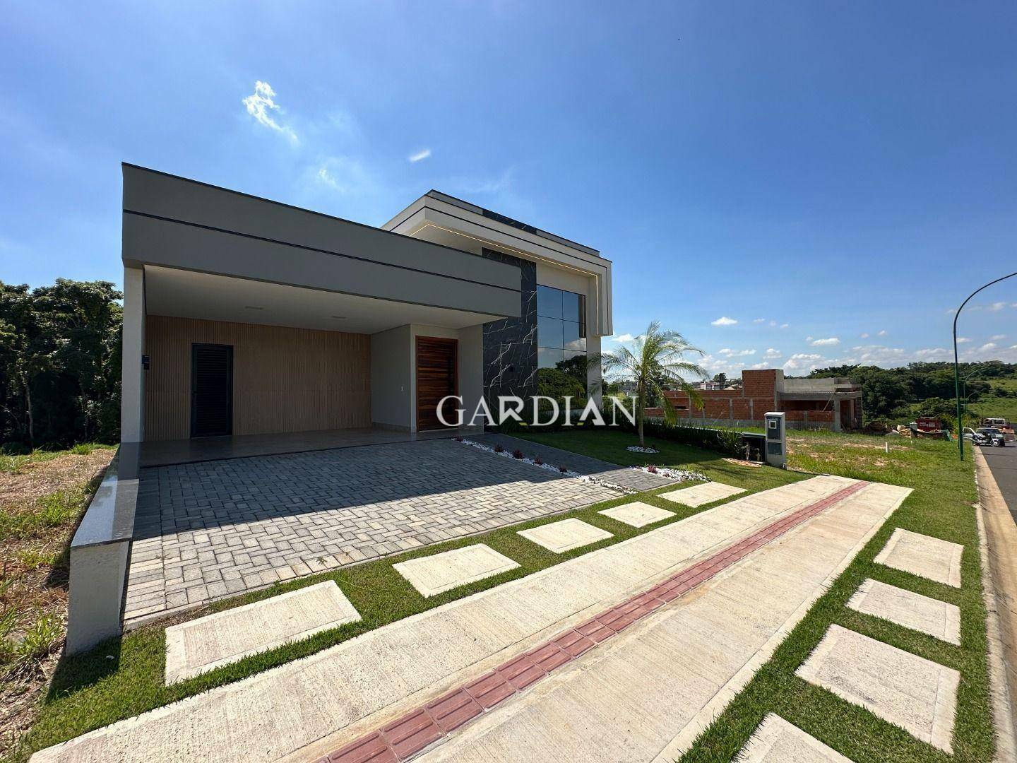 Casa de Condomínio à venda com 3 quartos, 203m² - Foto 4