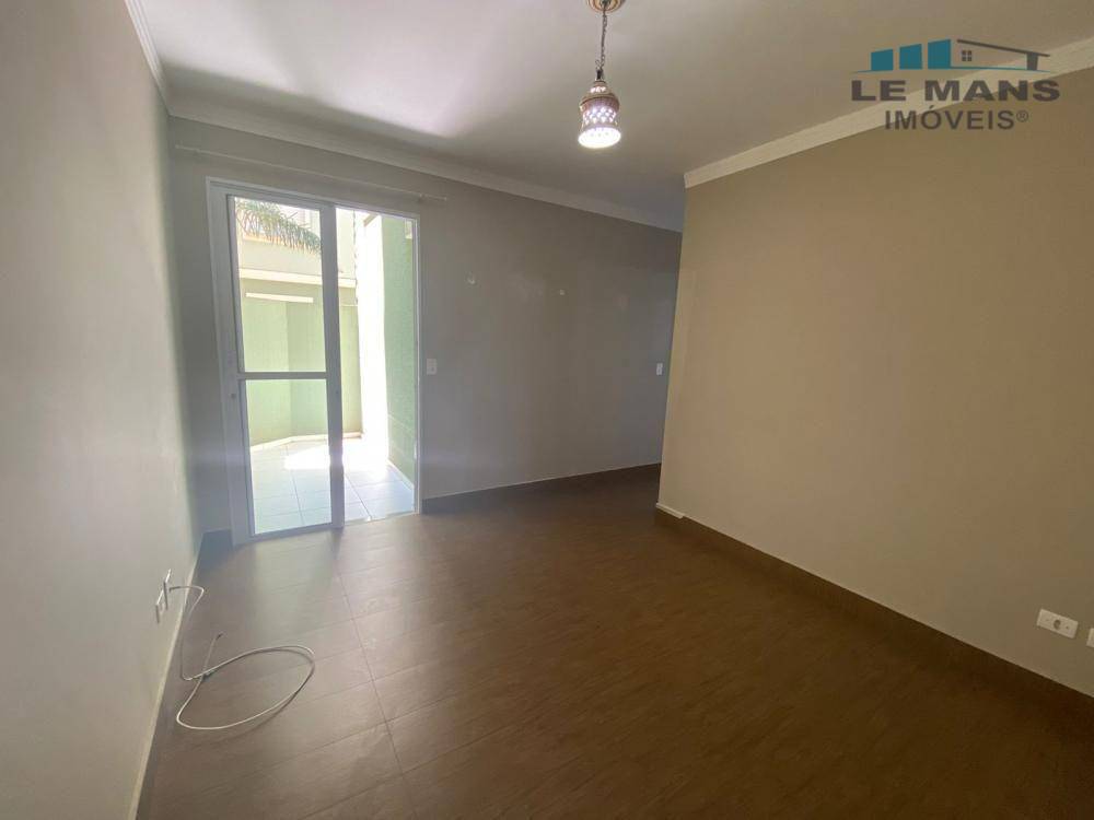 Apartamento à venda com 2 quartos, 55m² - Foto 3