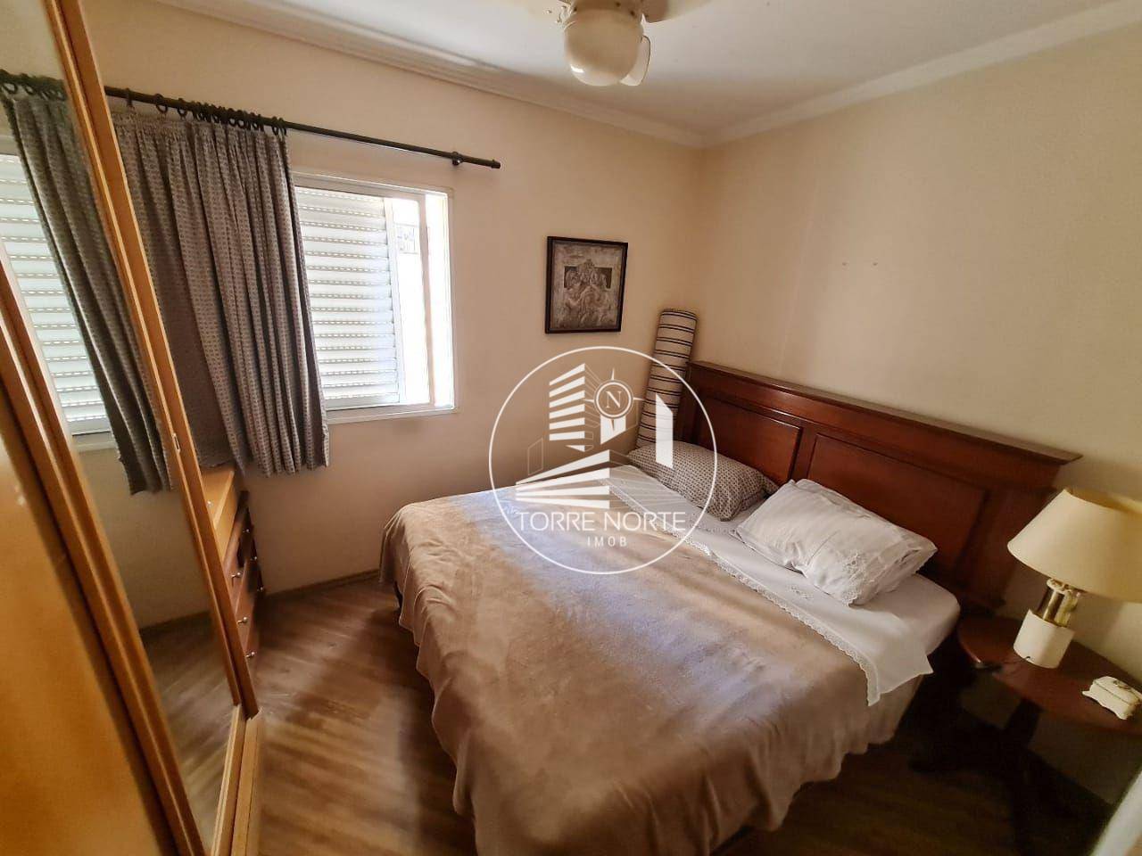 Apartamento à venda com 3 quartos, 96m² - Foto 3