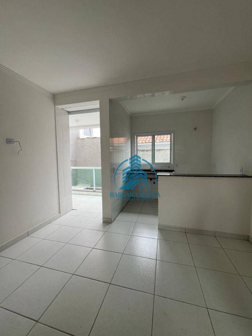 Apartamento à venda com 2 quartos, 65m² - Foto 2