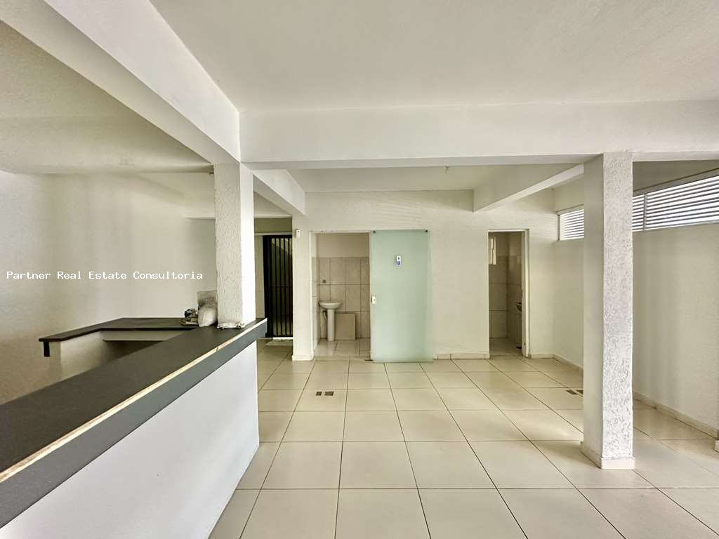 Casa à venda com 5 quartos, 392m² - Foto 12