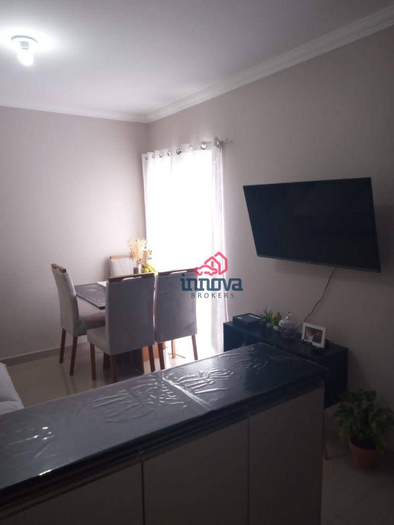 Apartamento à venda com 2 quartos, 42m² - Foto 2